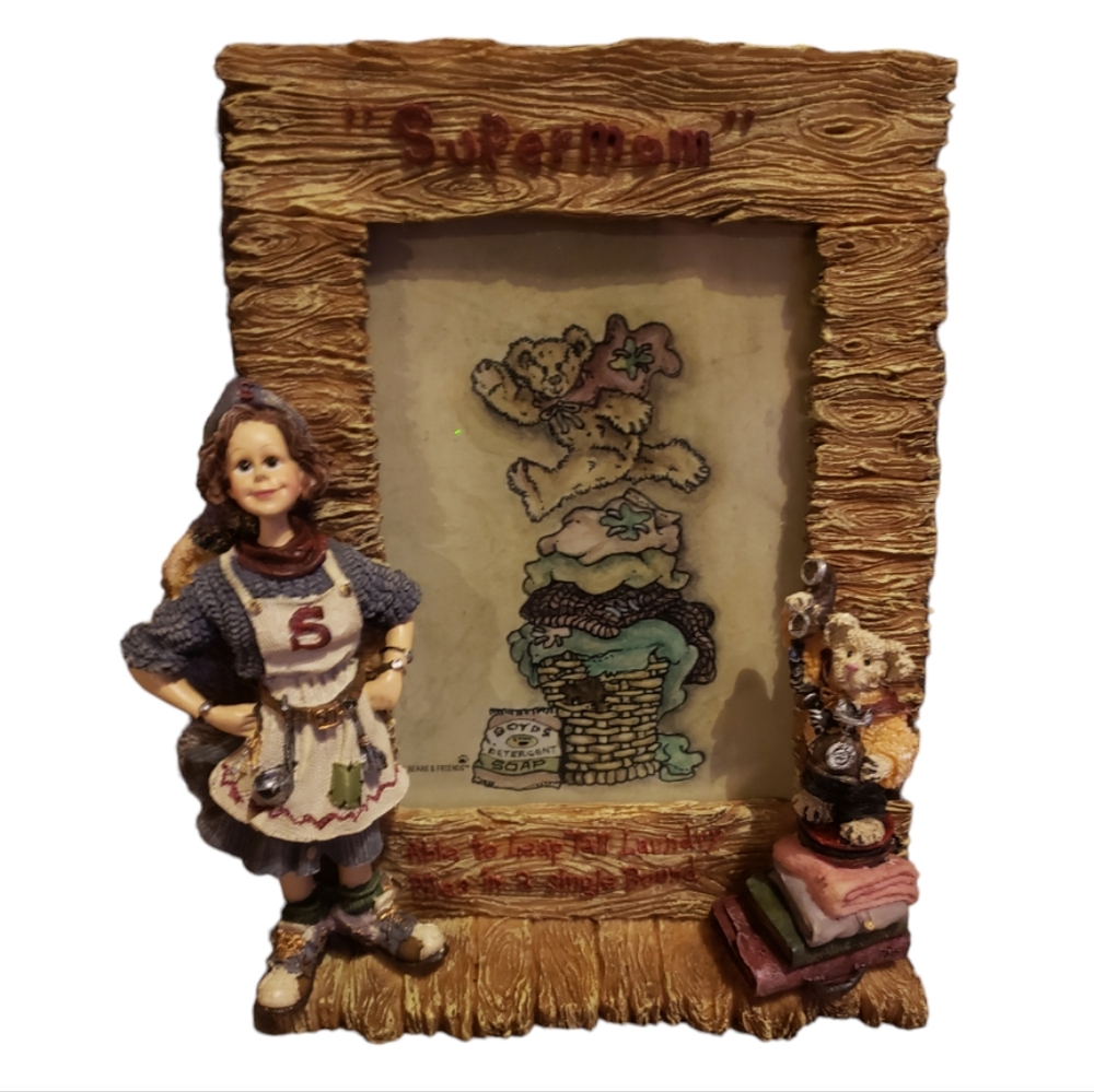 "SUPERMOM" Boyds Bears Picture frame